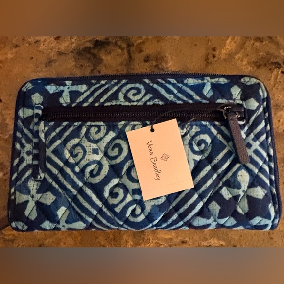 NWT Vera Bradley Turn Key Wallet - Picture 5 of 7